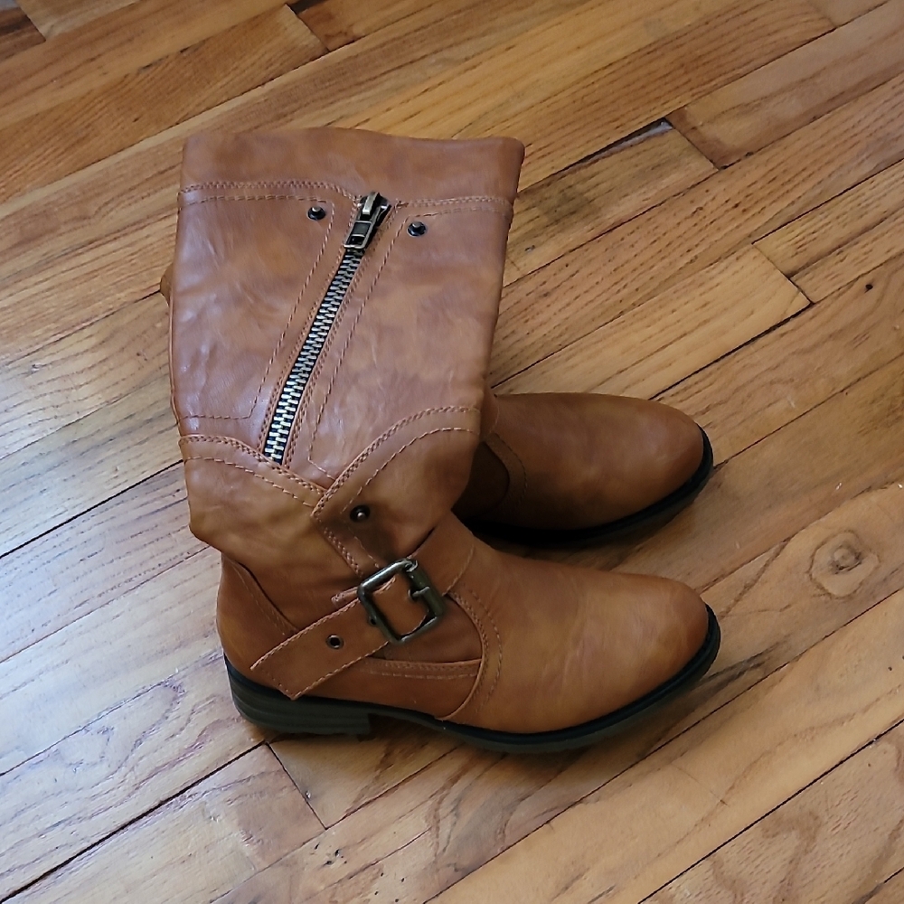 Tan Combat Moto Boots with Zipper and Buckle